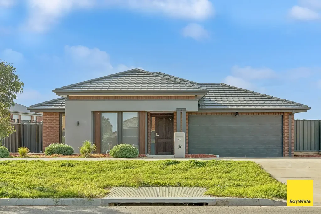 Modern Family Home with Space, Comfort & Convenience