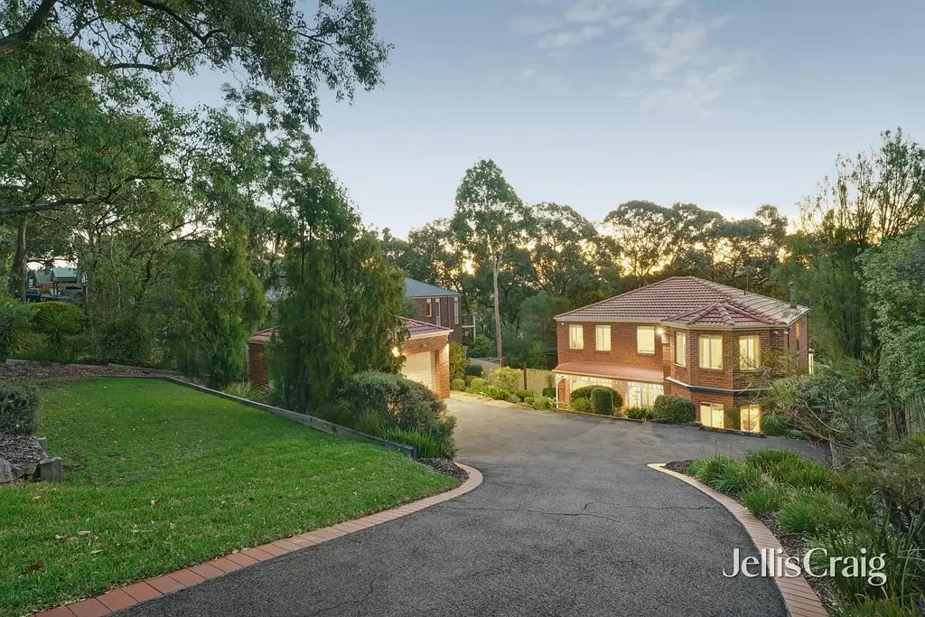 47 Maroong Drive, Eltham, VIC 3095