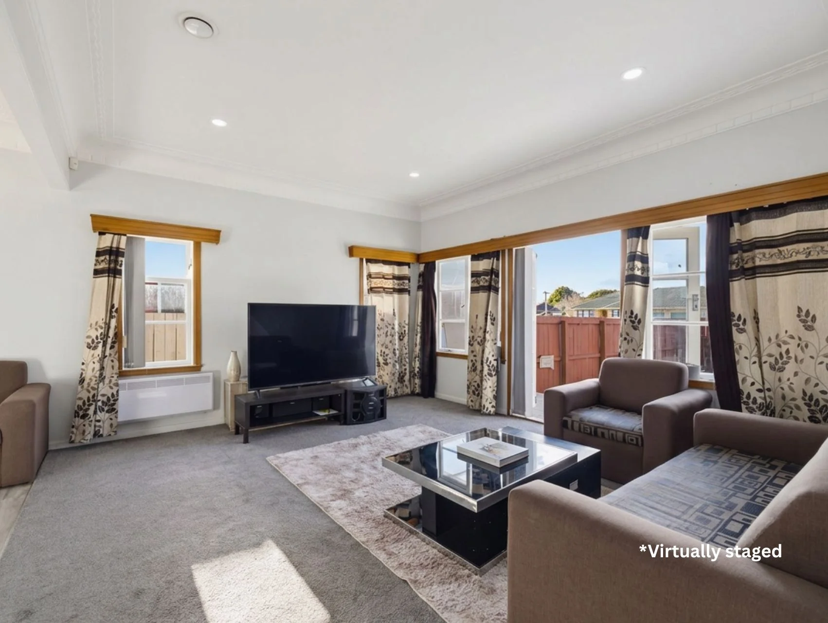Papatoetoe 3房  Practical Papatoetoe Living with Easy Flow