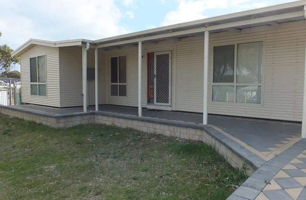 4 Croydon Street, Hopetoun, WA 6348