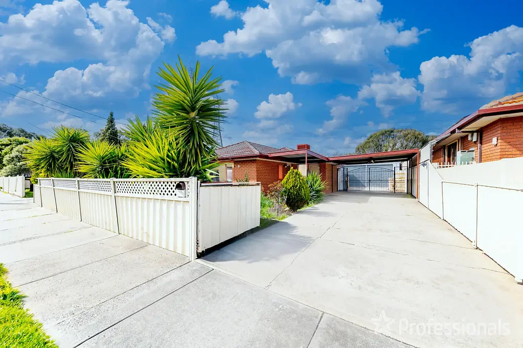 5 Warrington Crescent, Deer Park, VIC 3023