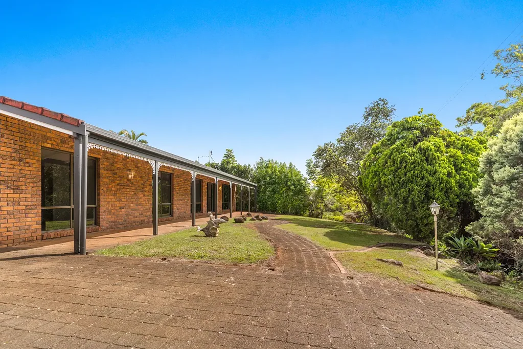 15 Highview Crescent, Modanville, NSW 2480