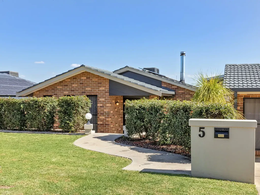 4 Bedroom Home in Hillvue