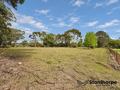 Dalveen 5,285M2 VACANT LAND IN THE HEART OF DALVEEN - A RARE CHANCE