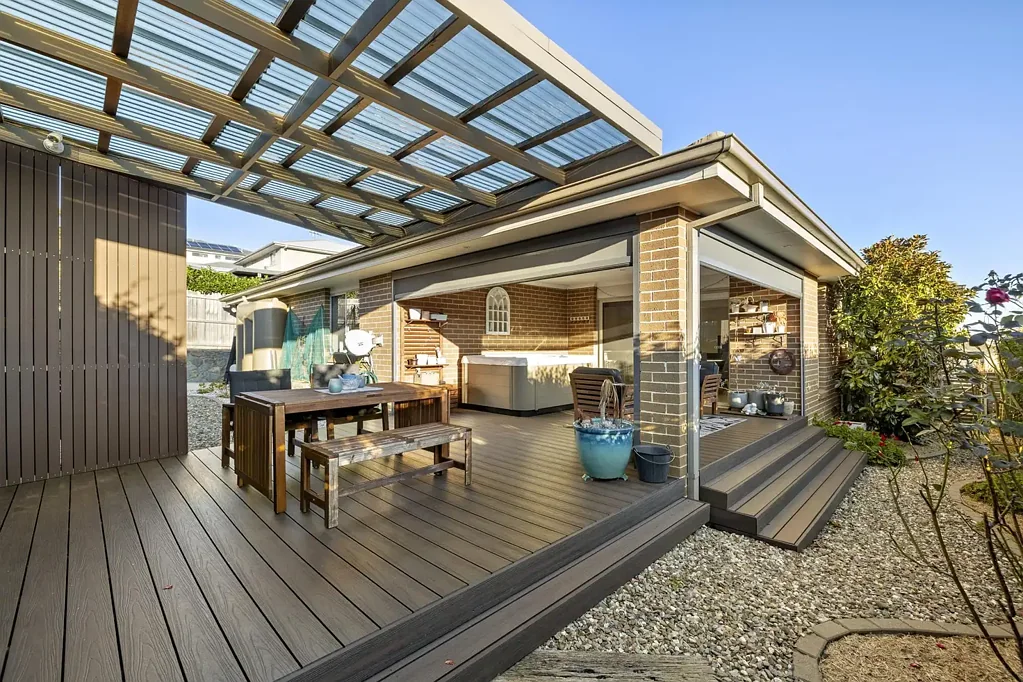 Ngunnawal 4ਬੈੱਡਰੂਮ Space, Style & Views to Match
