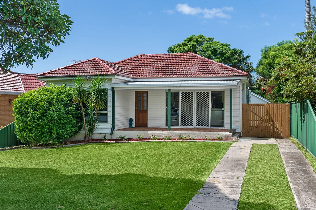 32 Glassop Street, Caringbah, NSW 2229