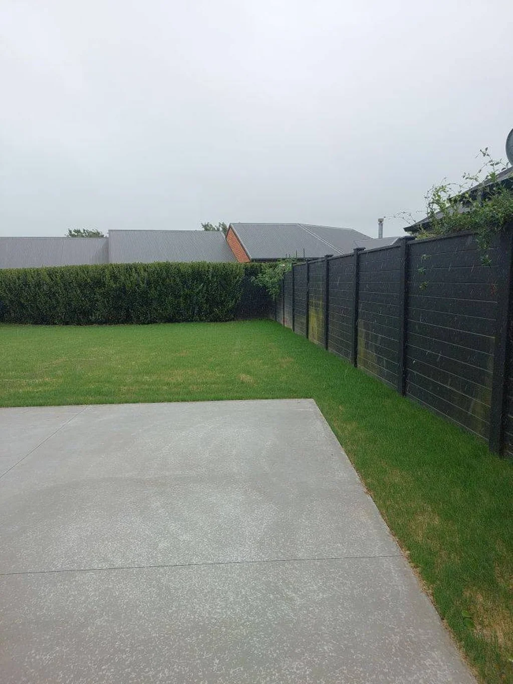 4 BEDROOM TOWNHOUSE
