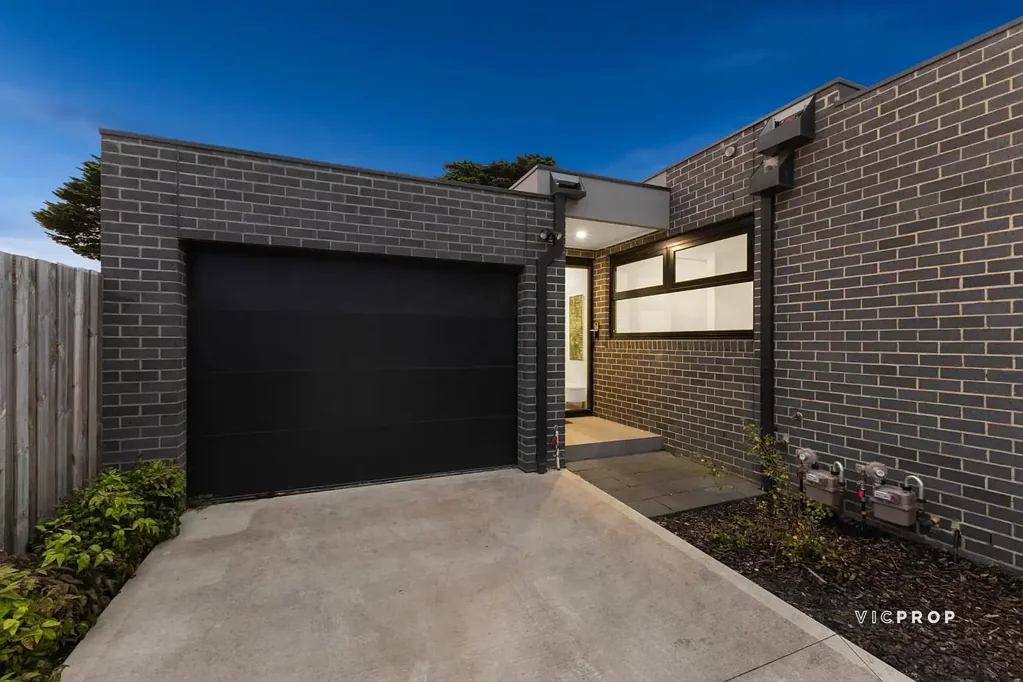 Bayswater 3房 Bayswater宁静区域的现代生活 Modern Living in a Peaceful Bayswater Pocket