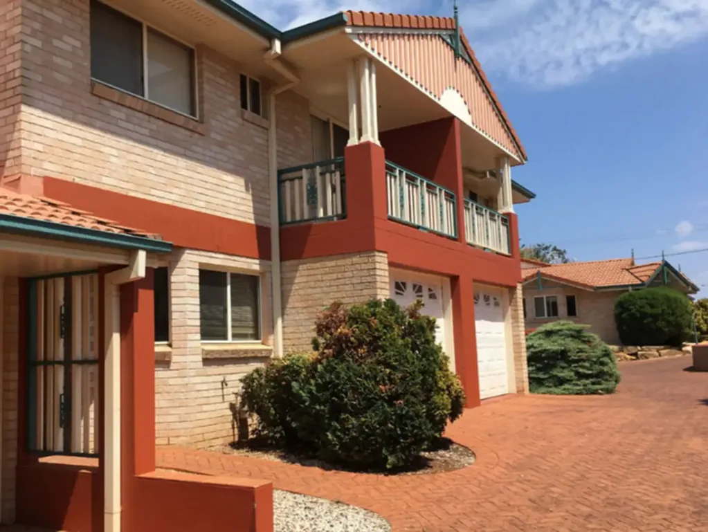 Room with Private Ensuite – All Utilities Included