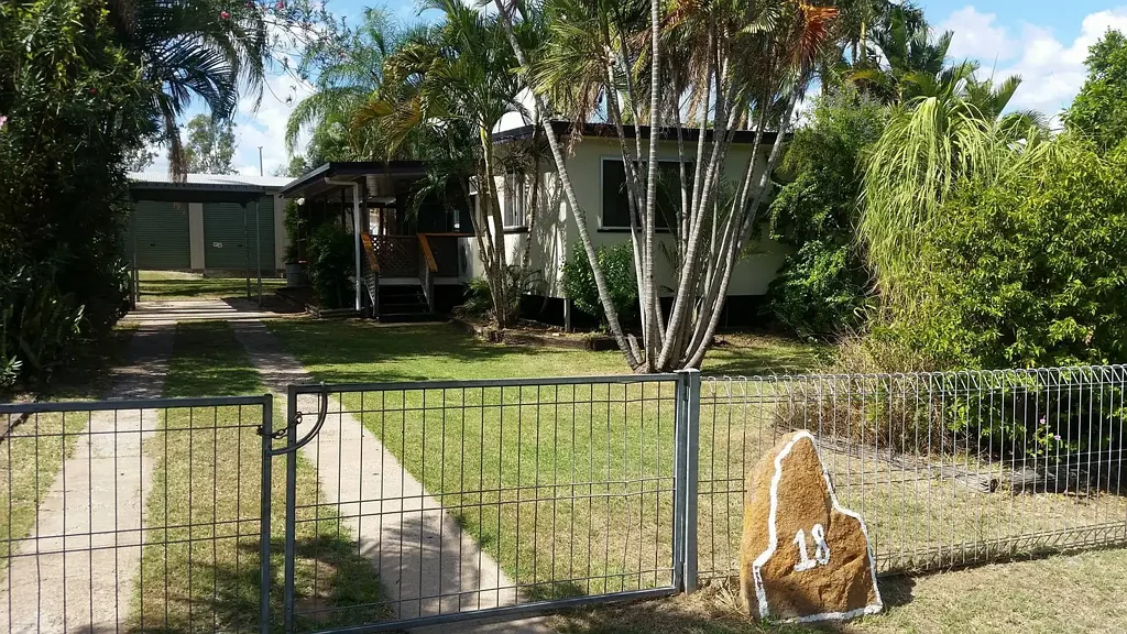 18 Young St, Moura, QLD 4718