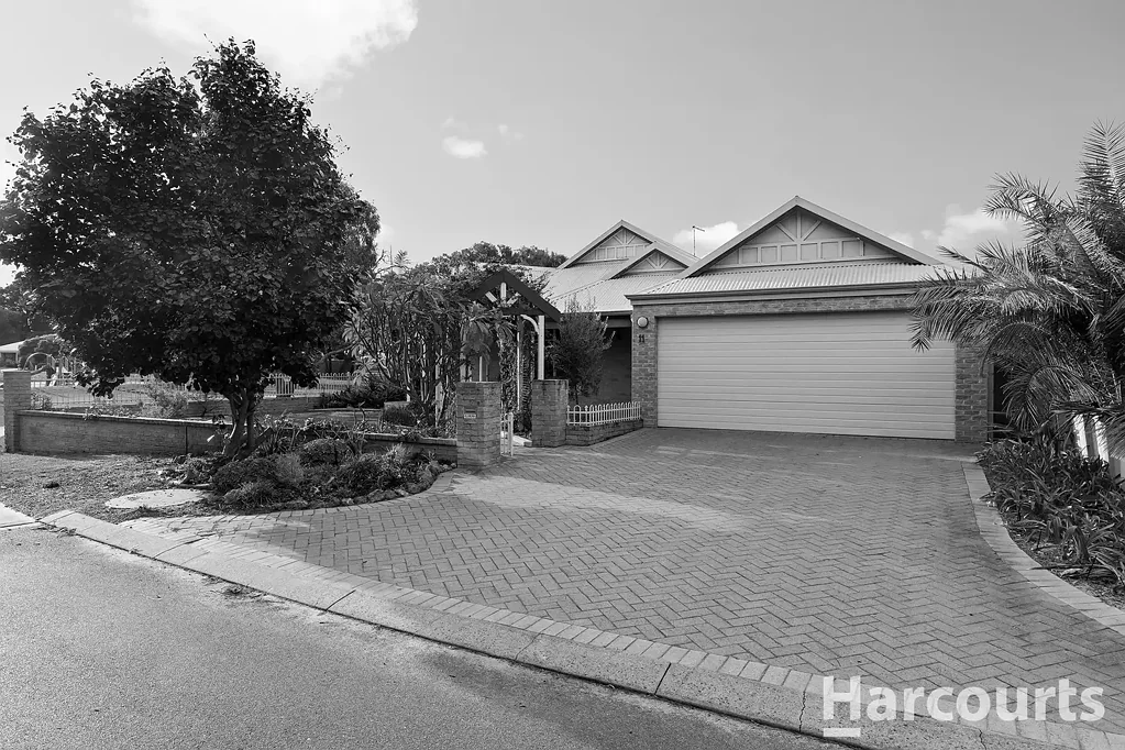 11 Birtles Grove, Erskine, WA 6210