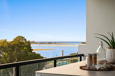 Maroochydore 3Kwarto Cotton Tree Apartment Living, Metres from the Sand, All Offers Invited!