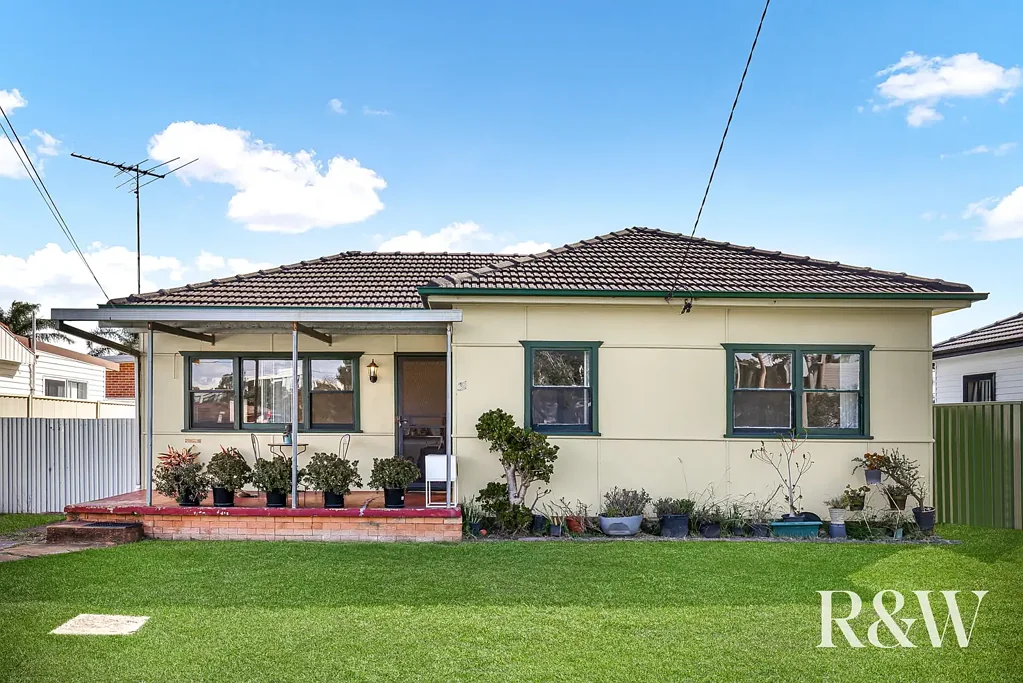 Rooty Hill 3ห้องนอน 200 Metres to Rooty Hill Train Station & Shops