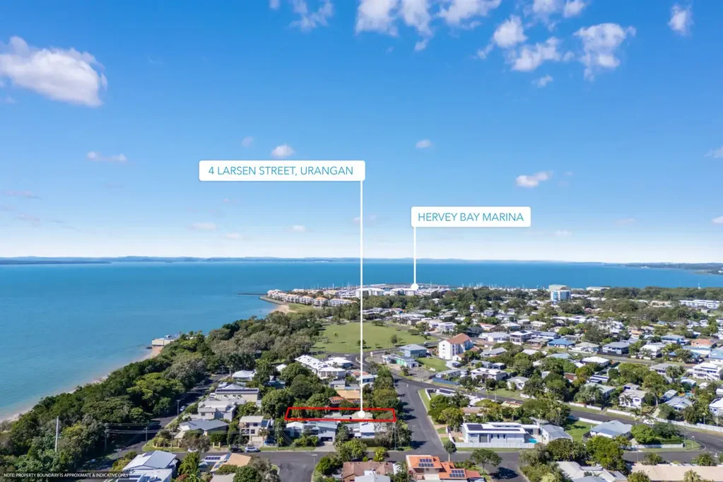 4 Larsen Street, Urangan, QLD 4655