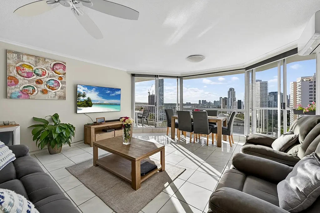 Surfers Paradise 2chambre WILL SELL - NORTH FACING RIVERFRONT APARTMENT