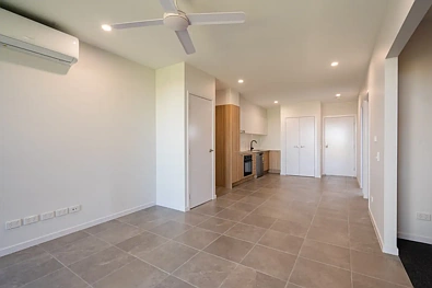 लिविंग रूम - 511/45-49 Manley Street, Caboolture, QLD 4510