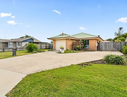 17 Cassandra Crescent, Urangan, QLD 4655, 3 Kuwarto, 2 Banyo, House