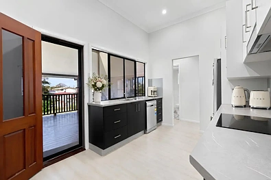 7 Moore Street, Mackay, QLD 4740, 4 રૂમ, 3 બાથરૂમ, House