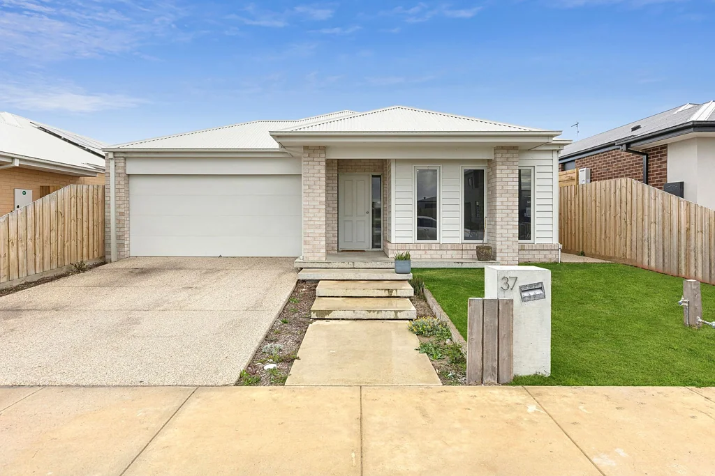 37 Opal Drive, Leopold, VIC 3224