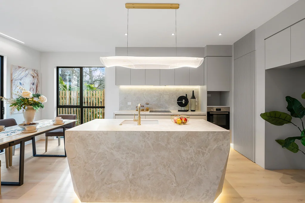 Glen Innes 4ਬੈੱਡਰੂਮ The Signature Residence