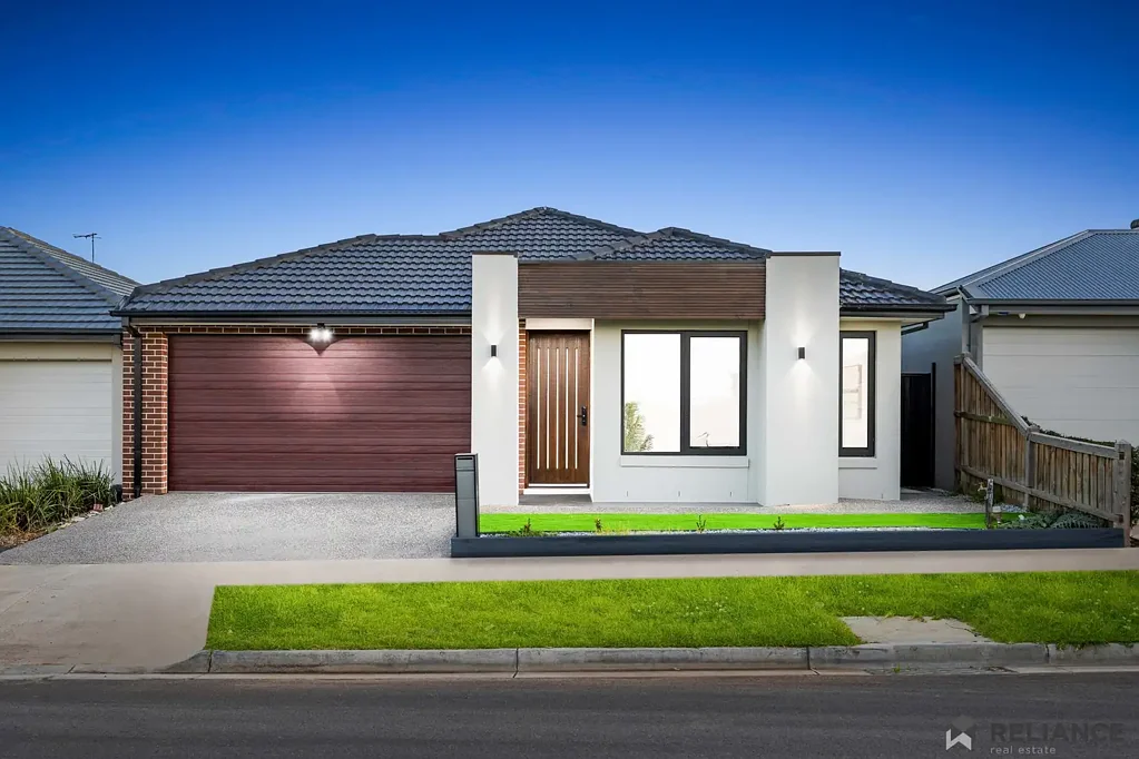 Sunbury 4 Slaapkamer BRAND NEW FAMILY LIVING WITH STYLE, SPACE
& MODERN ELEGANCE