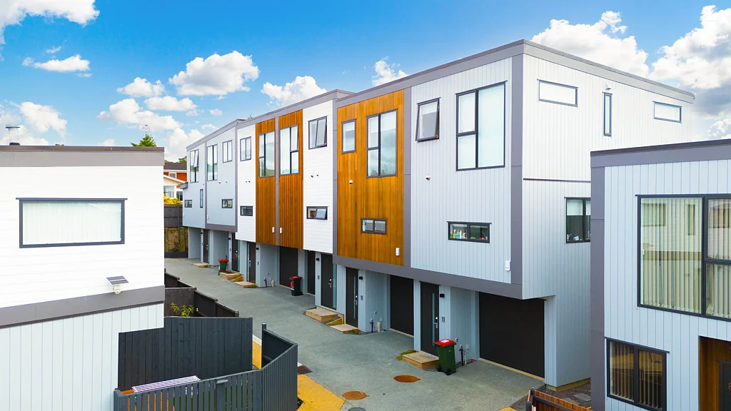 New Lynn 3房  Modern 3 Bed + Study Freehold + Garage
