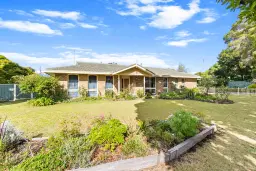 10 Araluen Drive, Sale