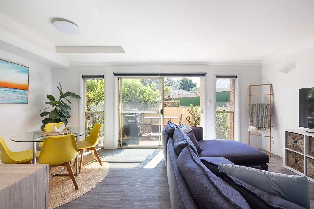 Leichhardt 2कमरा North-facing townhouse with dual private outdoor spaces
