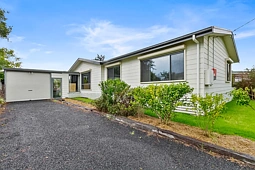 32 Park Street, Uralla