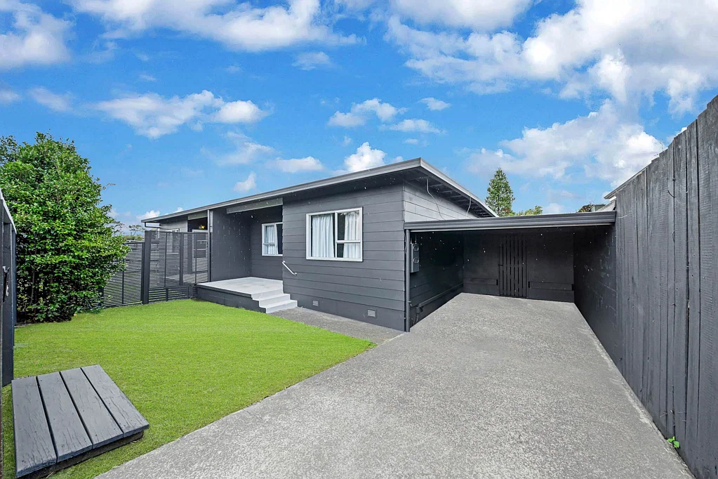 New Lynn 2બેડરૂમ Smart Start & Solid Investment