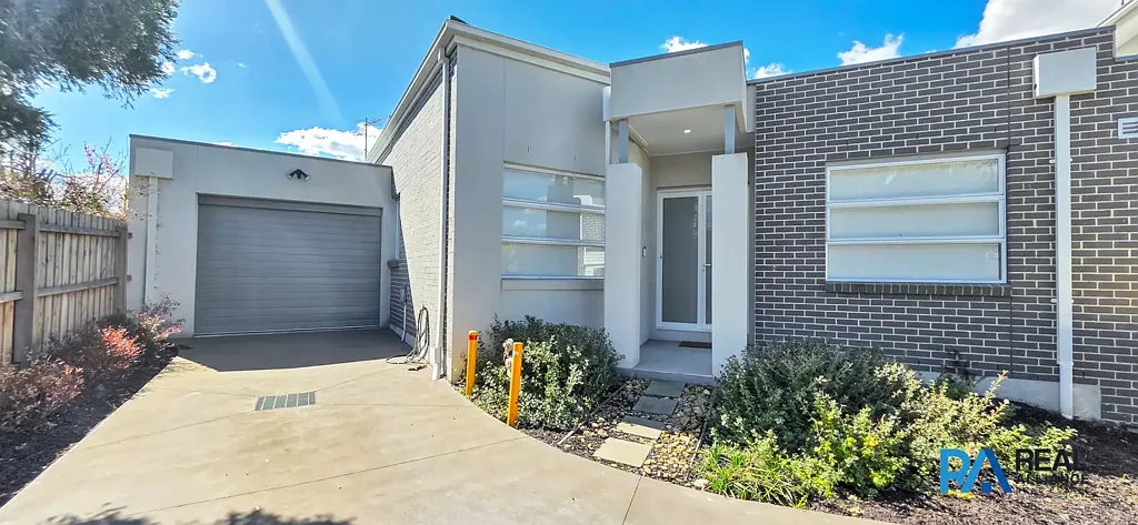 Modern Family Living with Style and Space in Keysborough