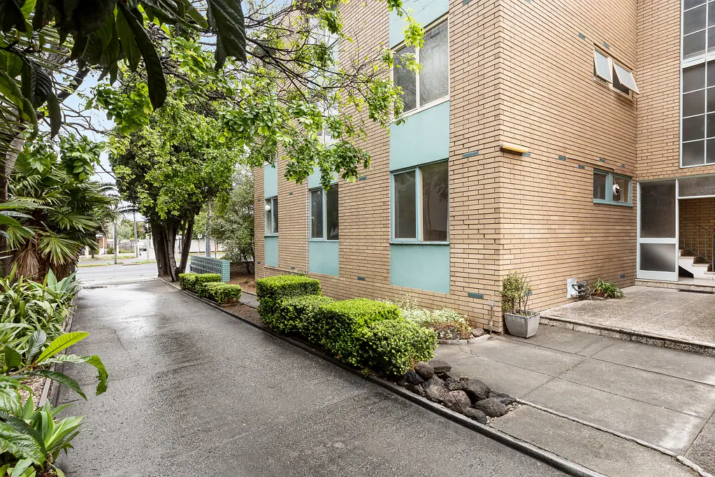 1/54 Napier Street, Footscray, VIC 3011