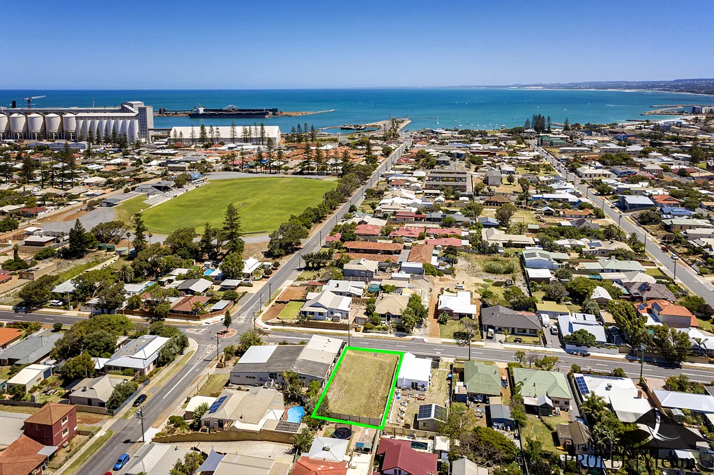 153 Shenton Street, Beachlands, WA 6530