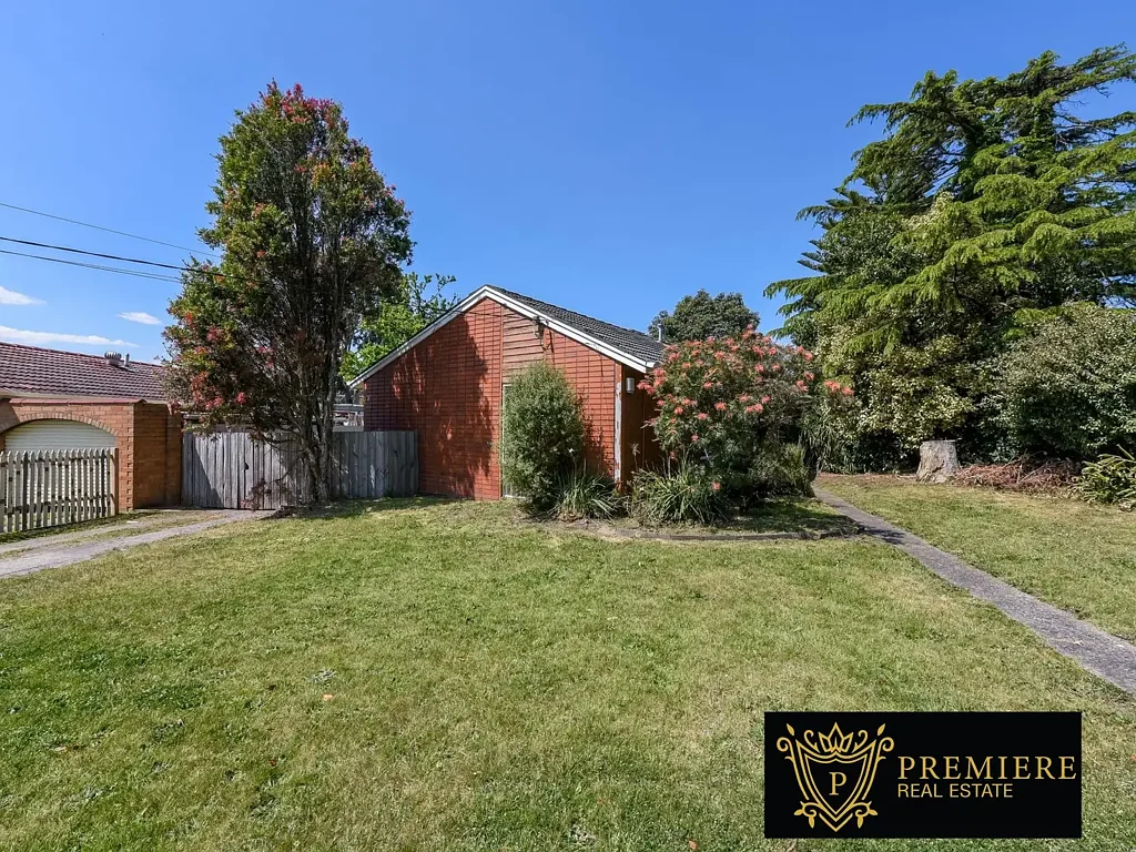 14 Valerie Drive, Cranbourne, VIC 3977