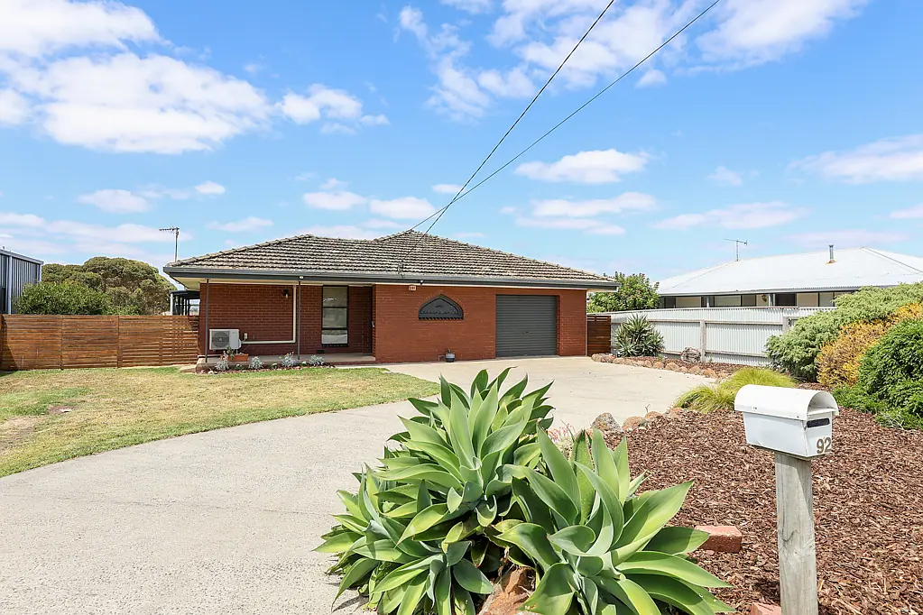 92 Walker Street, Cobden, VIC 3266