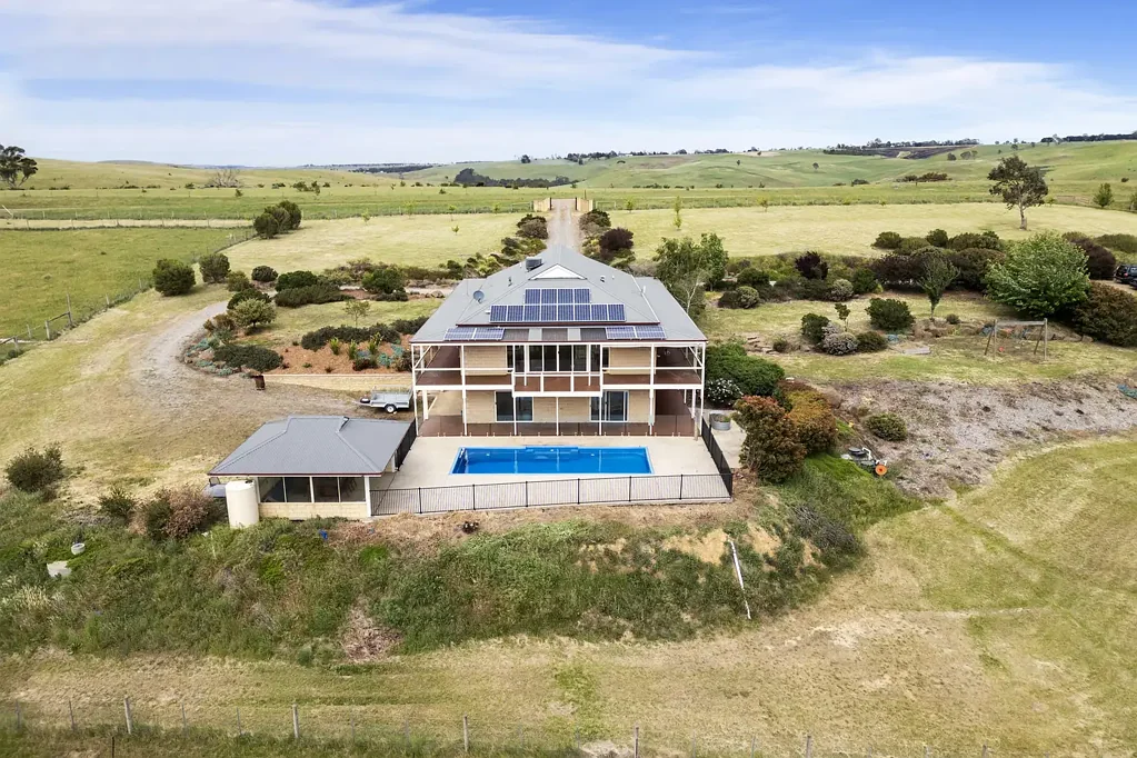 Wallan 5房  An Extraordinary 102-Acre Estate Beyond Compare.
