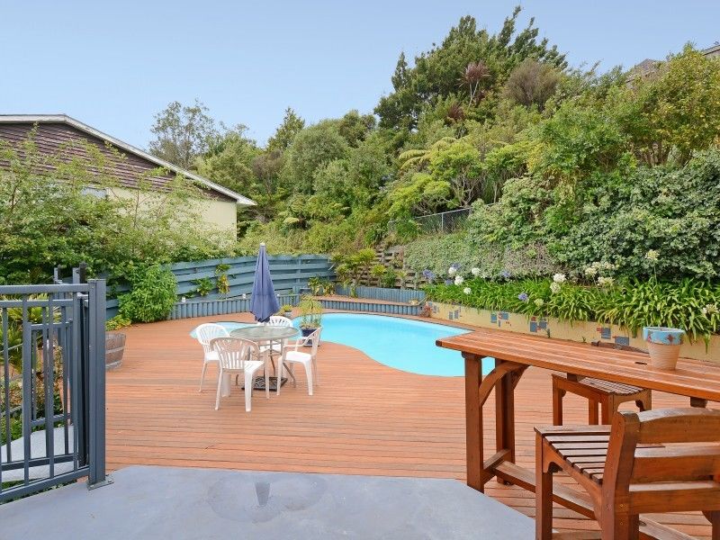 6 Chichester Drive, Pinehaven, Upper Hutt, 6 침실, 2 욕실