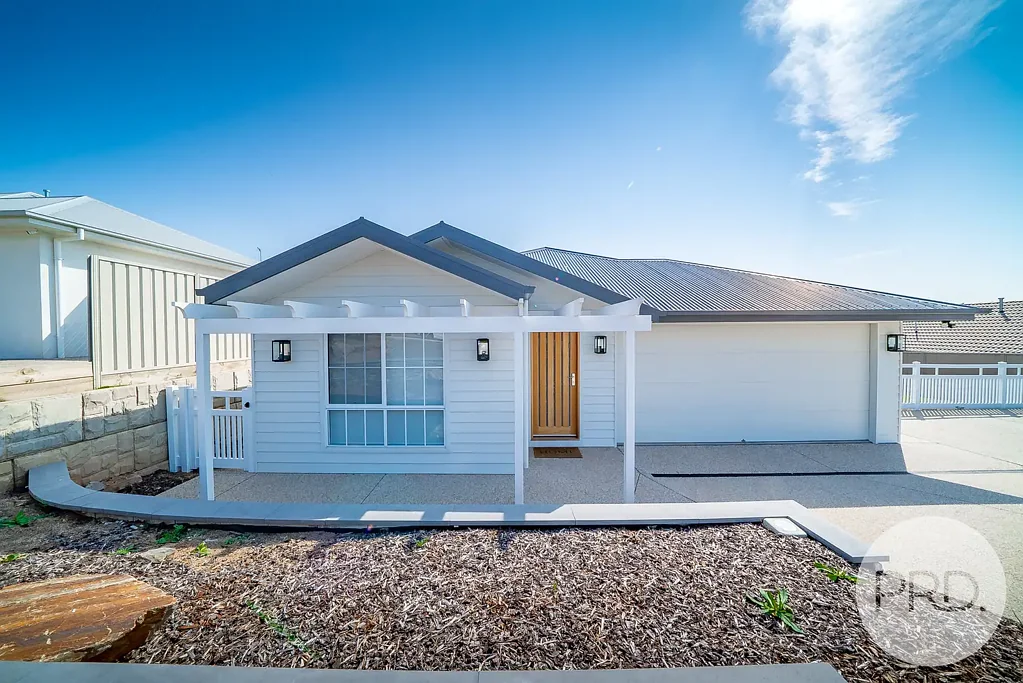 22 Bonner Street, Lloyd, NSW 2650
