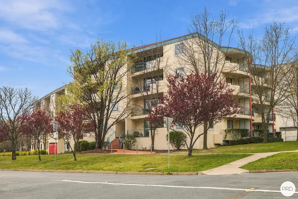 Griffith 2Zimmer Spacious Inner South Living with Exceptional Views