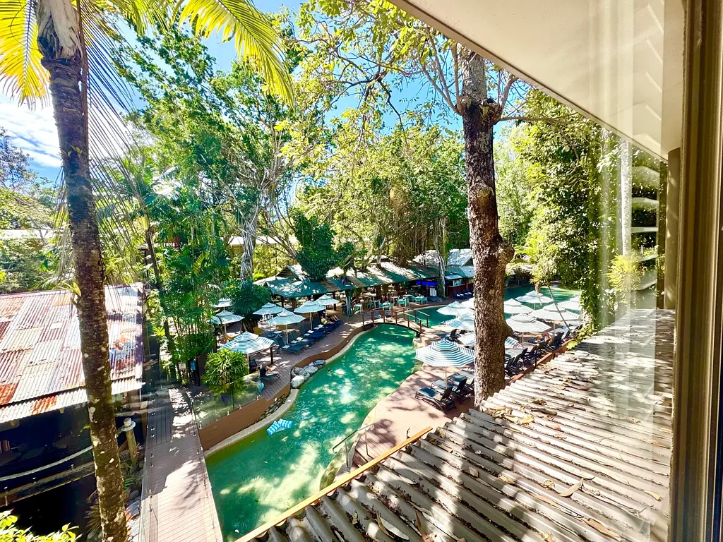 Port Douglas 1房  POOL VIEW NEAR BAR & RESTAURANT - SOLID LITTLE 1 BEDROOM INVESTMENT