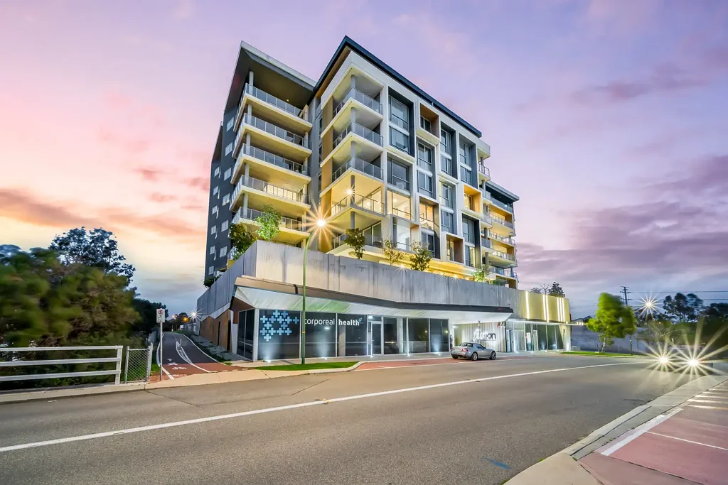 Modern 2 Bed 2 Bath Apartment in Prime Burswood Location