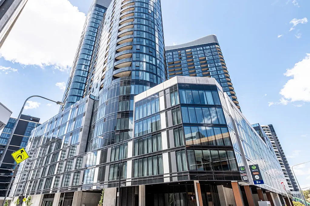 Complete Modern Living at the heart of Belconnen!!!