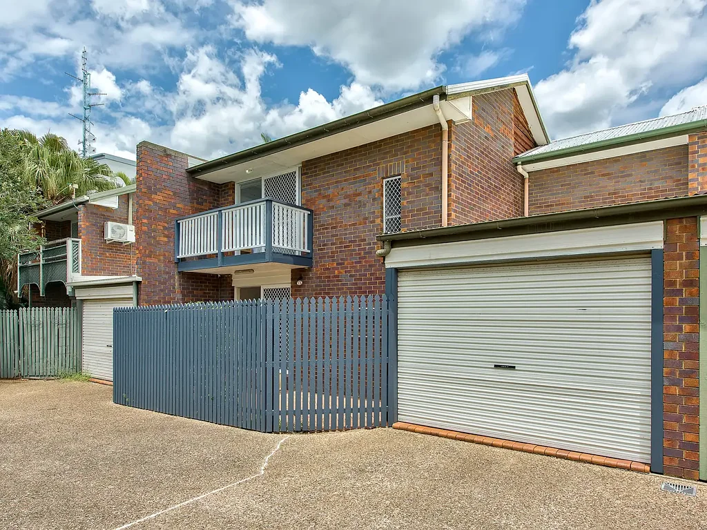 2/42 Brookfield Road, Kedron, QLD 4031