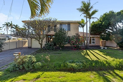 21 Stanbury Crescent, Morley, WA 6062, 5 slaapkamers, 2 badkamers, House