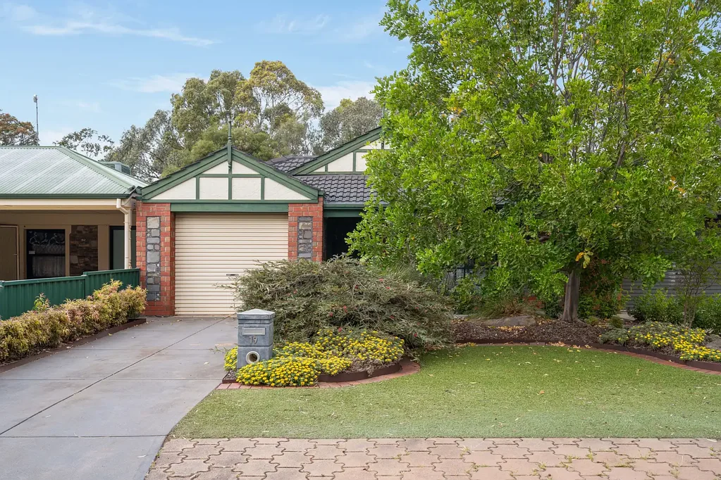 19 Raffen Court, Pooraka, SA 5095