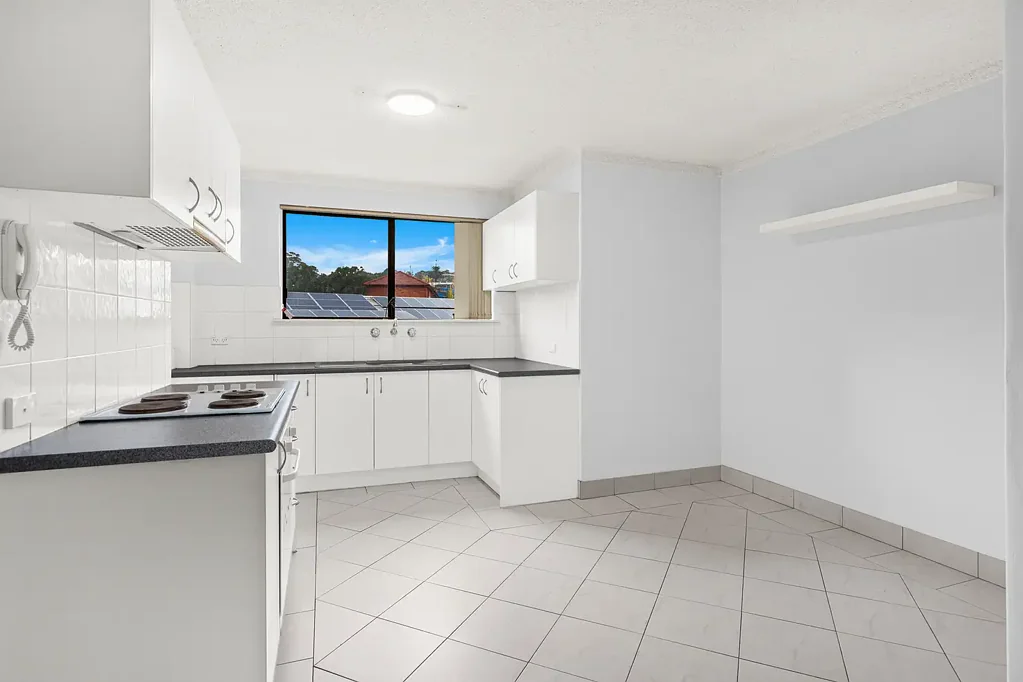 Inner City Living in Quiet Location