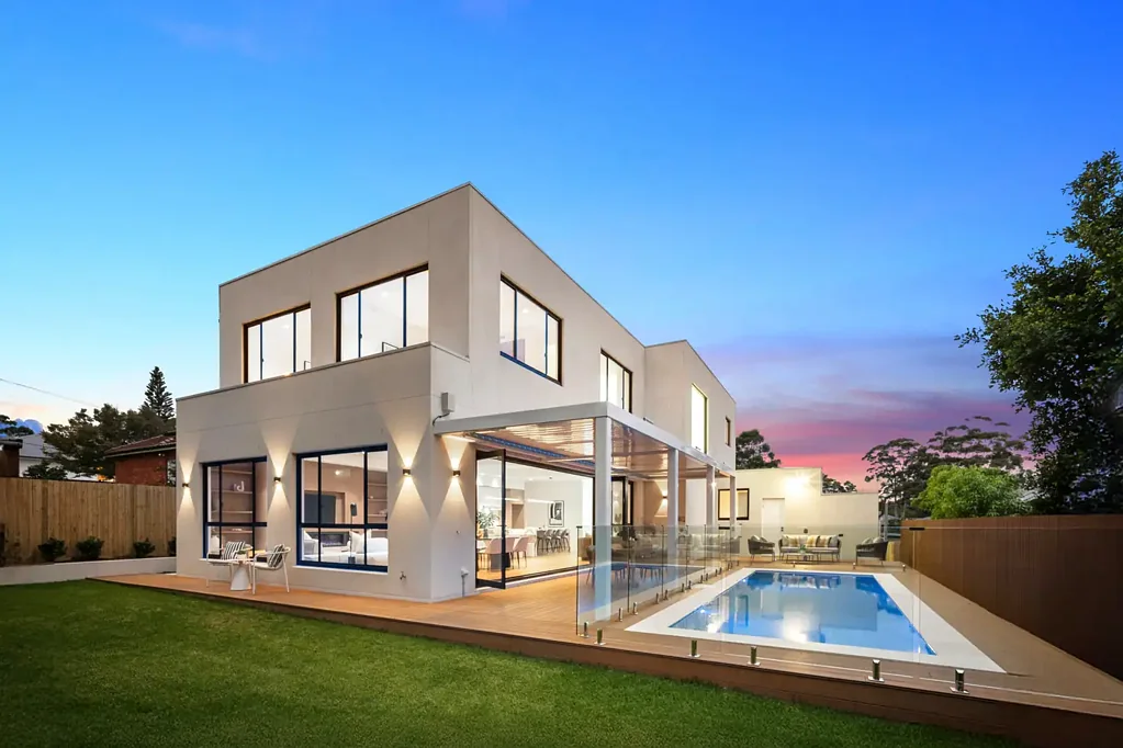 Frenchs Forest 5部屋 State-of-the-art Near New Showpiece!