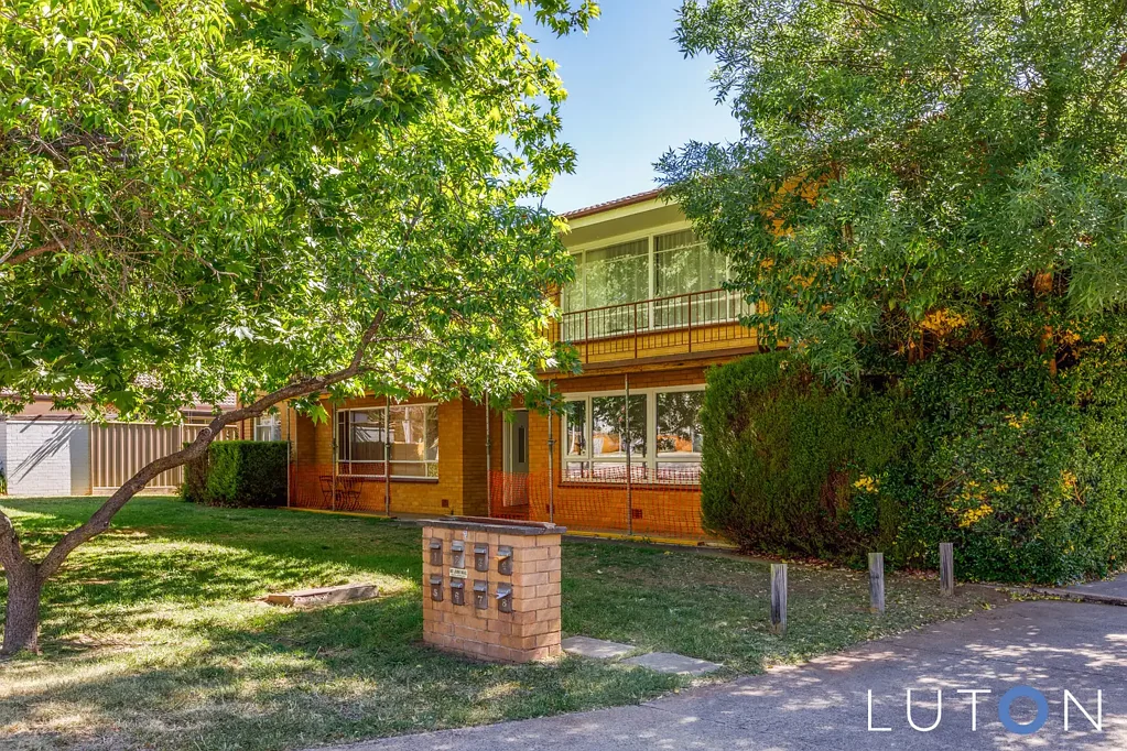 Conveniently Located Apartment