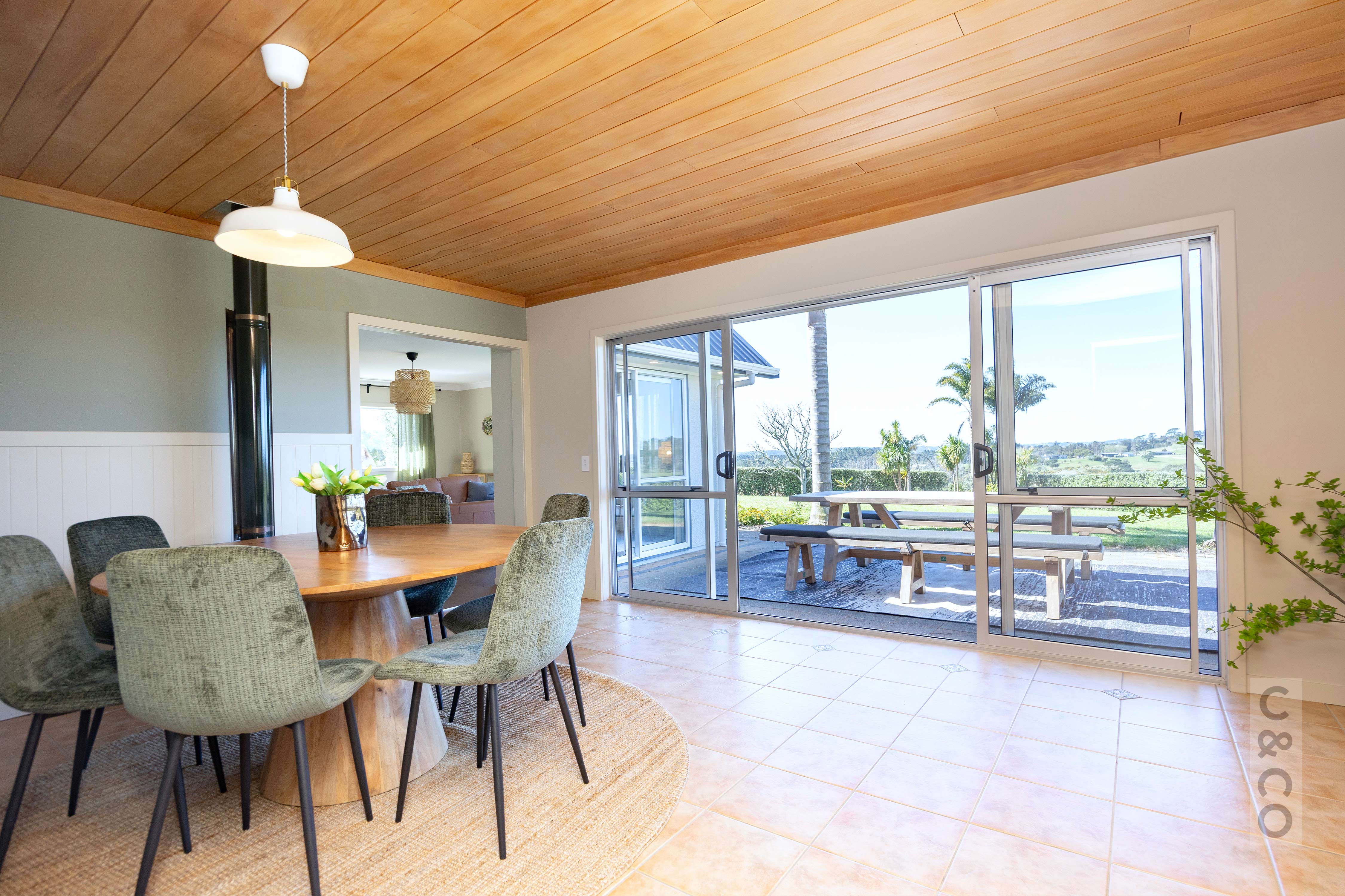 221 Amreins Road, Taupaki, photo 14
