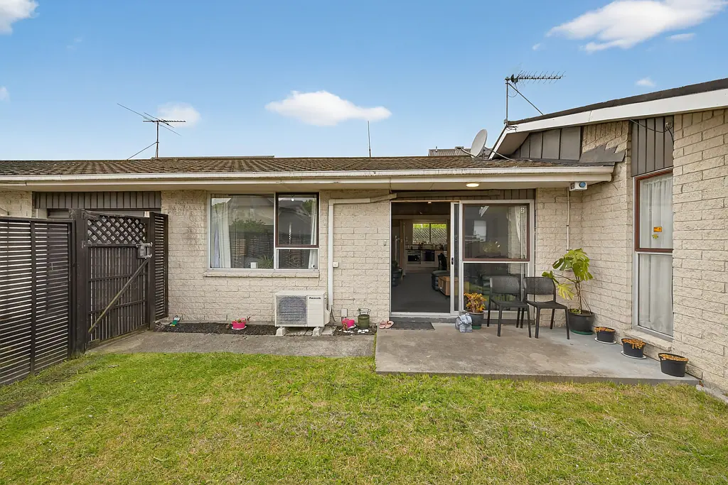 2/130 Edgeware Road, Edgeware, Christchurch, Canterbury